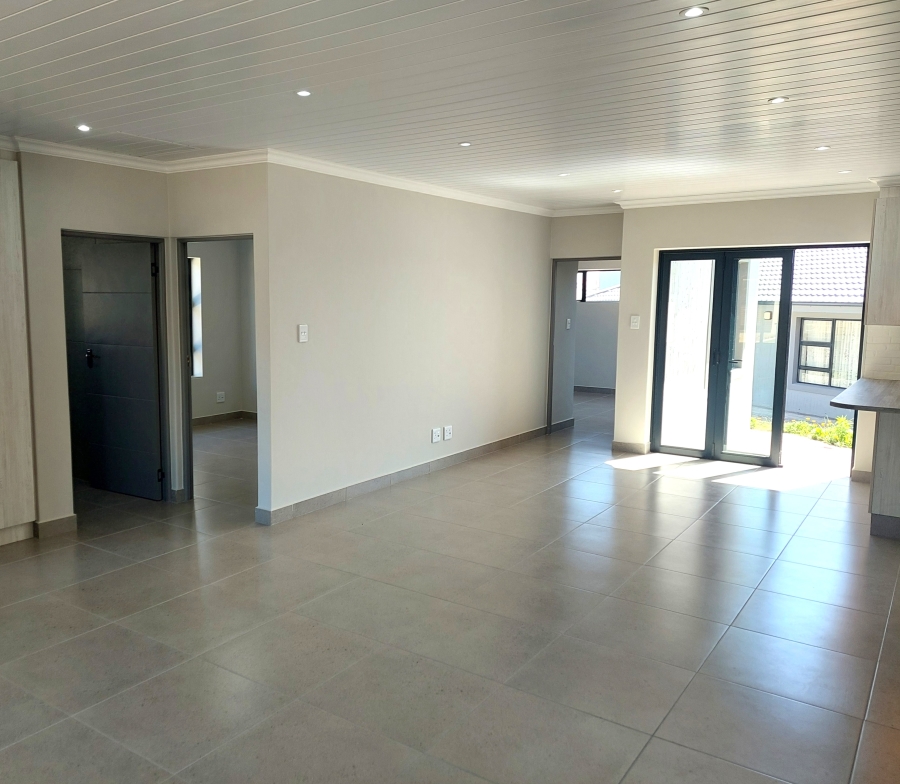 3 Bedroom Property for Sale in Dana Bay Western Cape